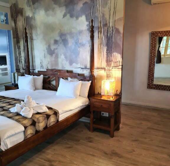 اتاق خانوادگی, Habitation Du Comté