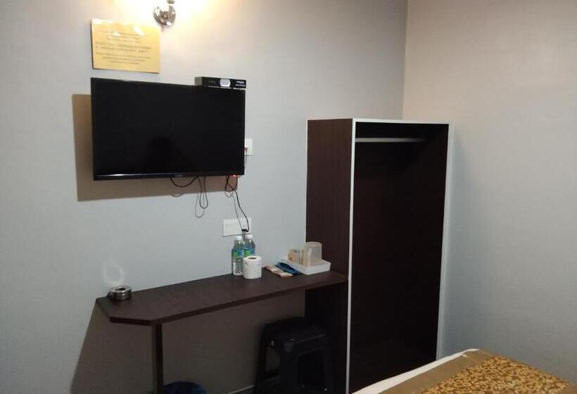 Pokój Deluxe, One World