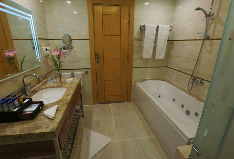 بانگلوی استاندارد, Pickalbatros Aqua Blu Sharm El Sheikh