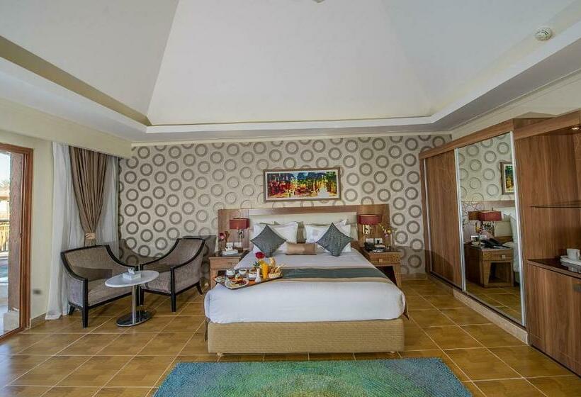 بانگلوی استاندارد, Pickalbatros Aqua Blu Sharm El Sheikh