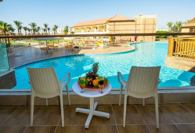 بانگلوی استاندارد, Pickalbatros Aqua Blu Sharm El Sheikh