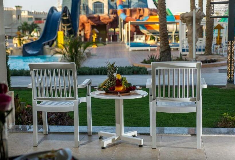 اتاق خانوادگی, Pickalbatros Aqua Blu Sharm El Sheikh