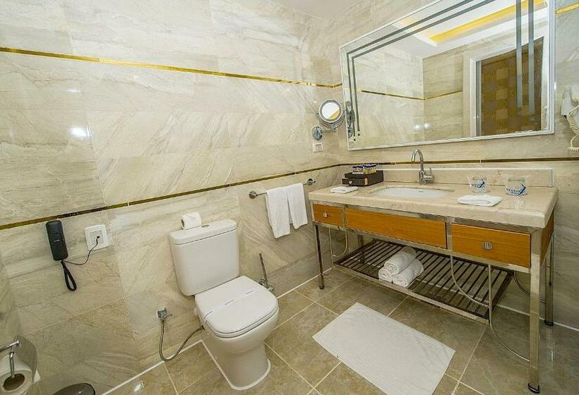 اتاق خانوادگی, Pickalbatros Aqua Blu Sharm El Sheikh