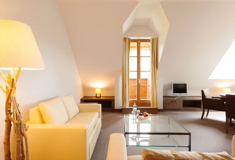 جناح, Arosa Kitzbuhel