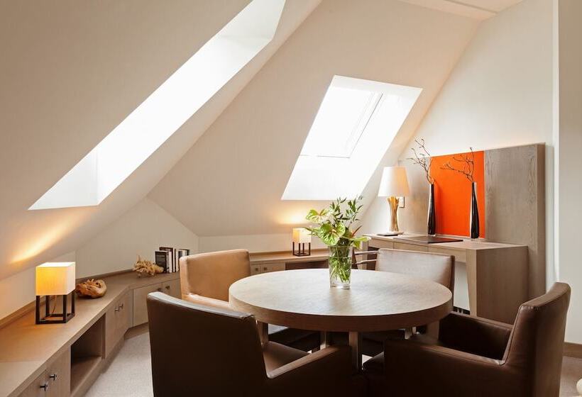 جناح, Arosa Kitzbuhel