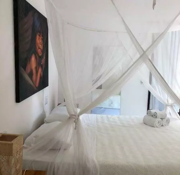 سوئیت با بالکن, Arraial Praia Hotel Pousada