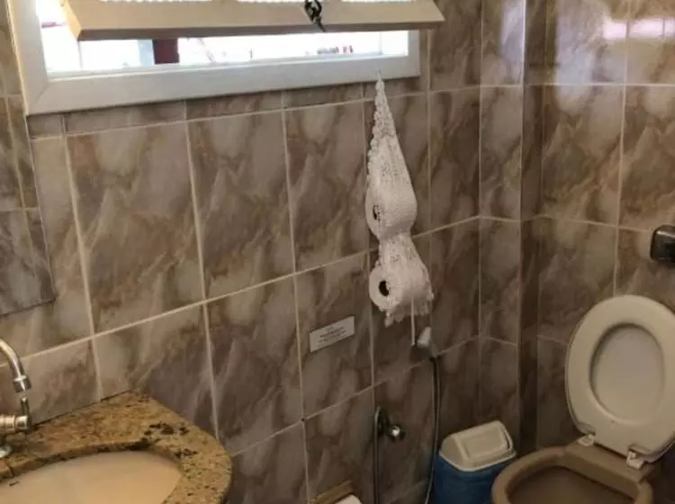 کلبه ییلاقی, Arraial Praia Hotel Pousada