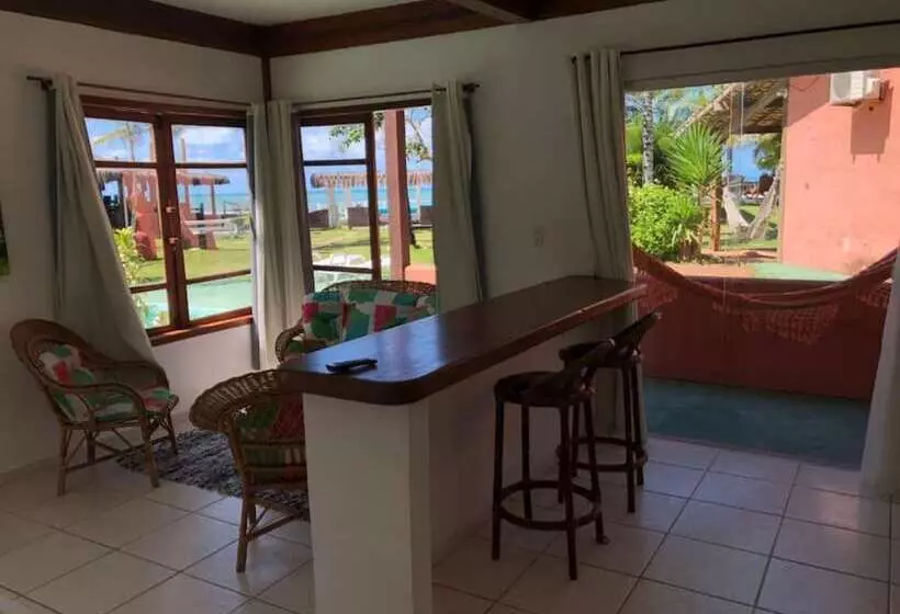 کلبه ییلاقی, Arraial Praia Hotel Pousada