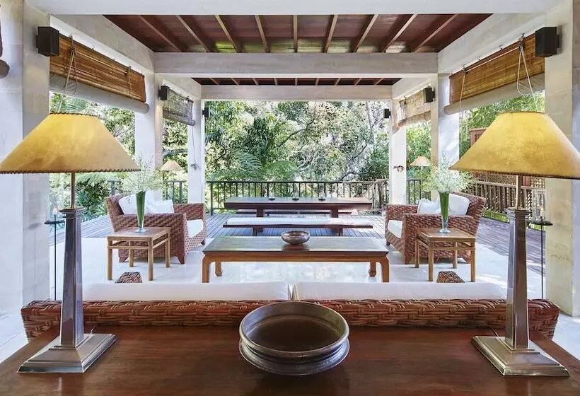 ویلای 3 خوابه با استخر, Como Shambhala Estate