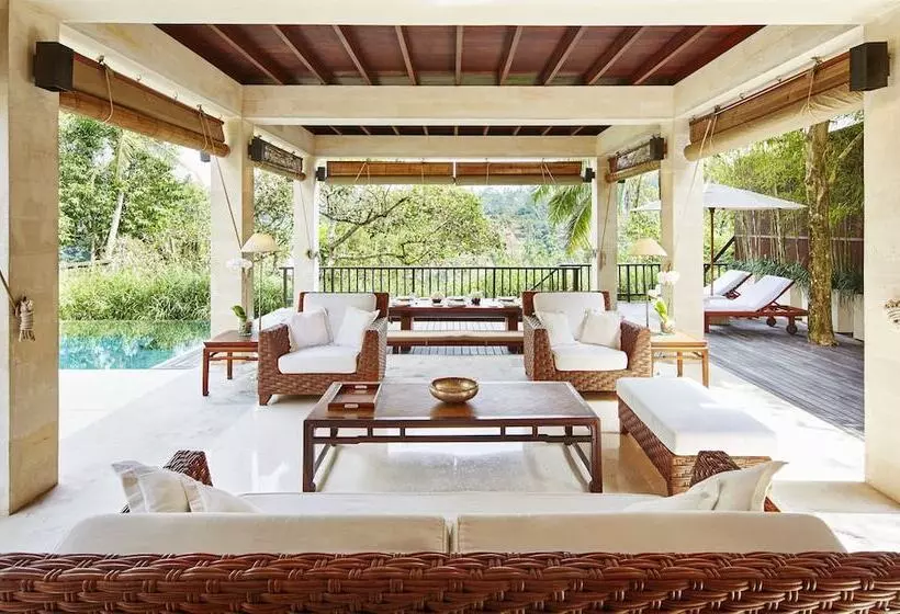 ویلای 3 خوابه با استخر, Como Shambhala Estate