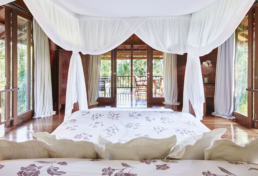Вилла 3 Спальни с Бассейном, Como Shambhala Estate