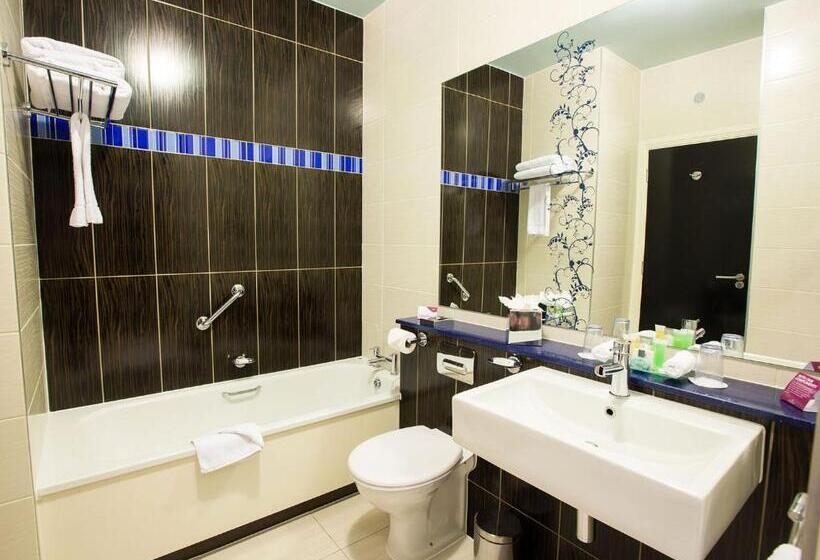 스탠다드 룸 킹사이즈 침대, Crowne Plaza Dublin Blanchardstown, An Ihg