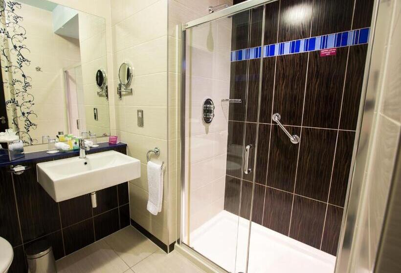 חדר סטנדרט, Crowne Plaza Dublin Blanchardstown, An Ihg