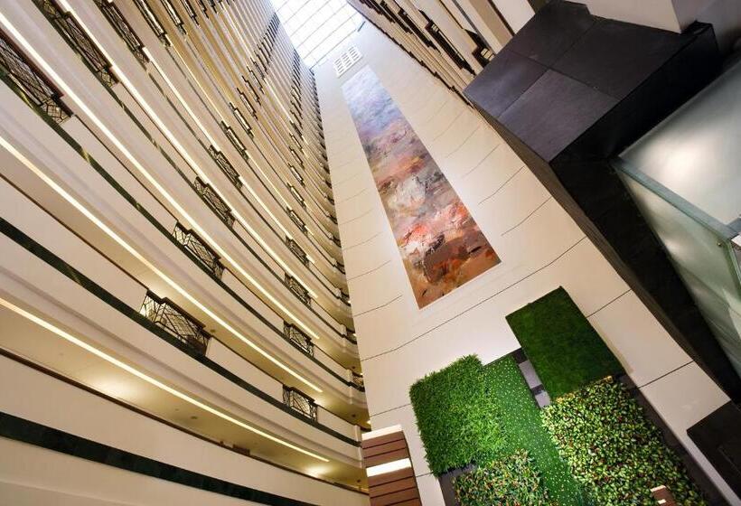 디럭스 룸 킹사이즈 침대, Grand Mercure Shanghai Hongqiao