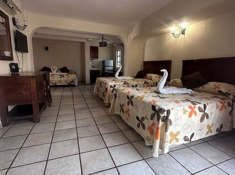 غرفه قياسيه سريرين مزدوجين, Hacienda Maria Eugenia