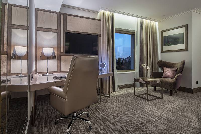 اتاق دلوکس با چشمانداز پارک, Hilton Podgorica Crna Gora