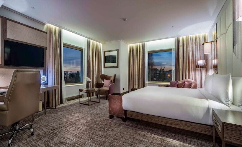 اتاق دلوکس با چشمانداز پارک, Hilton Podgorica Crna Gora