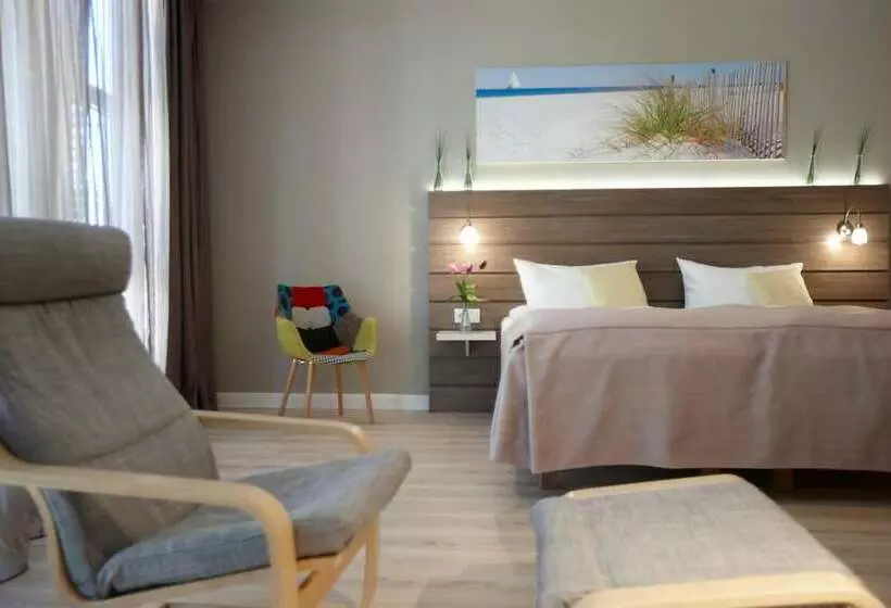 سوییت جونیور, Kiel By Golden Tulip