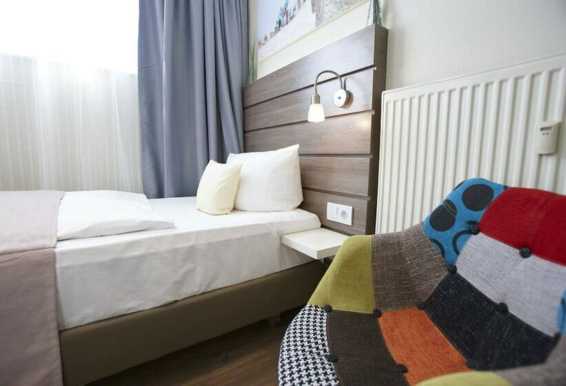 غرفة قياسية, Kiel By Golden Tulip