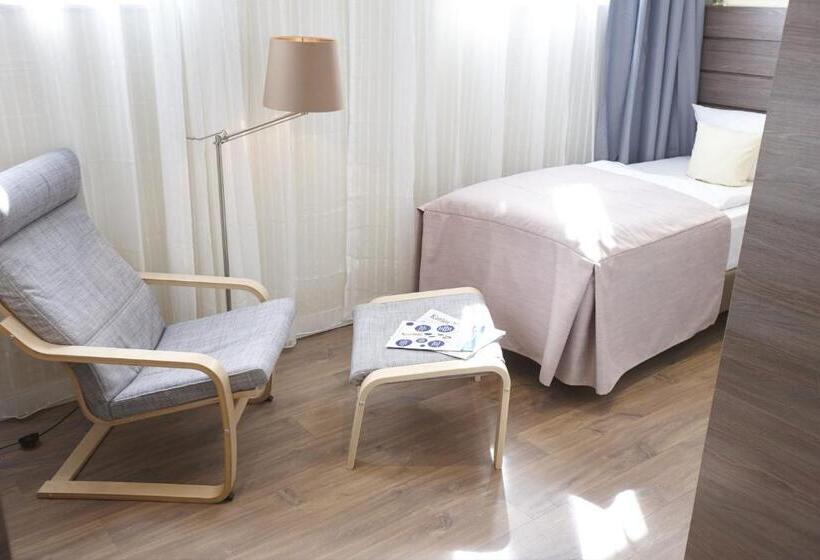 غرفة قياسية فردية, Kiel By Golden Tulip