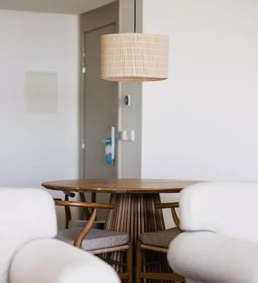 2 Bedrooms Suite Sea View, Memmo Baleeira   Design Hotels