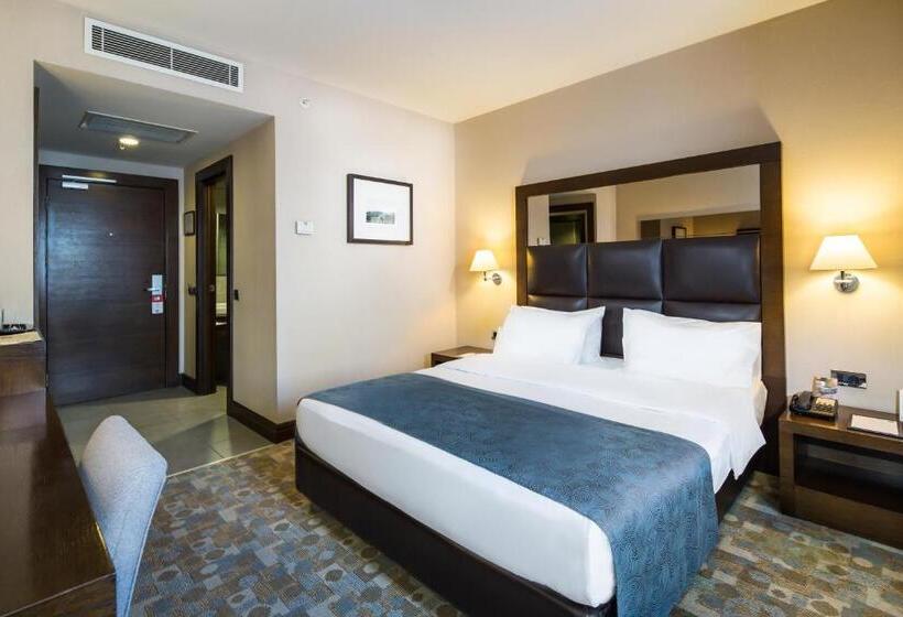 اتاق لوکس, Midtown