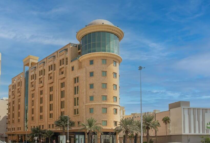 Deluxe Room, Millennium Hotel Doha