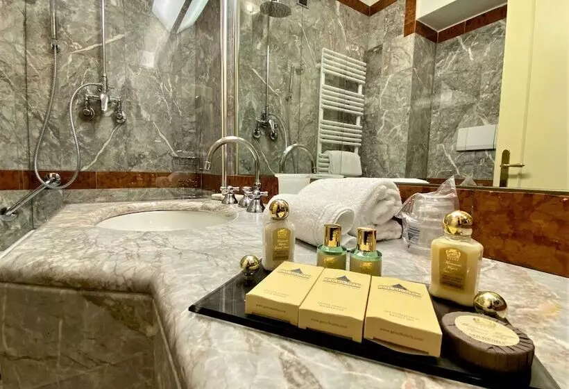 اتاق سوپریور یک تخته, Miramonti Majestic Grand