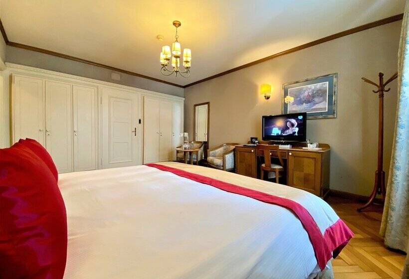 Номер Стандарт с Балконом, Miramonti Majestic Grand