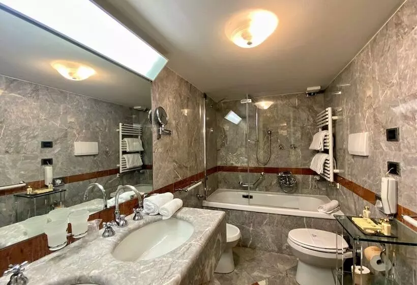 سوییت جونیور اجرایی, Miramonti Majestic Grand