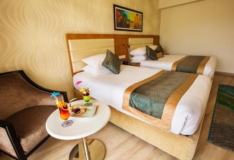 اتاق لوکس با چشمانداز باغ, Pickalbatros Aqua Blu Sharm El Sheikh