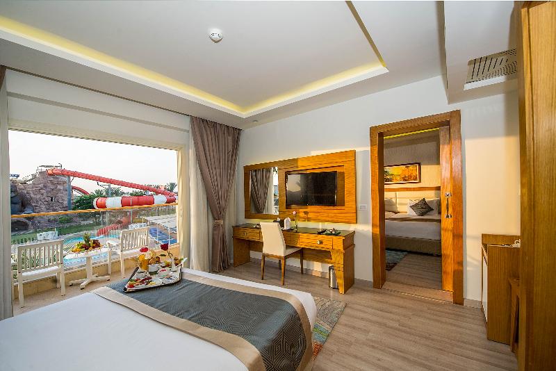 اتاق خانوادگی, Pickalbatros Aqua Blu Sharm El Sheikh