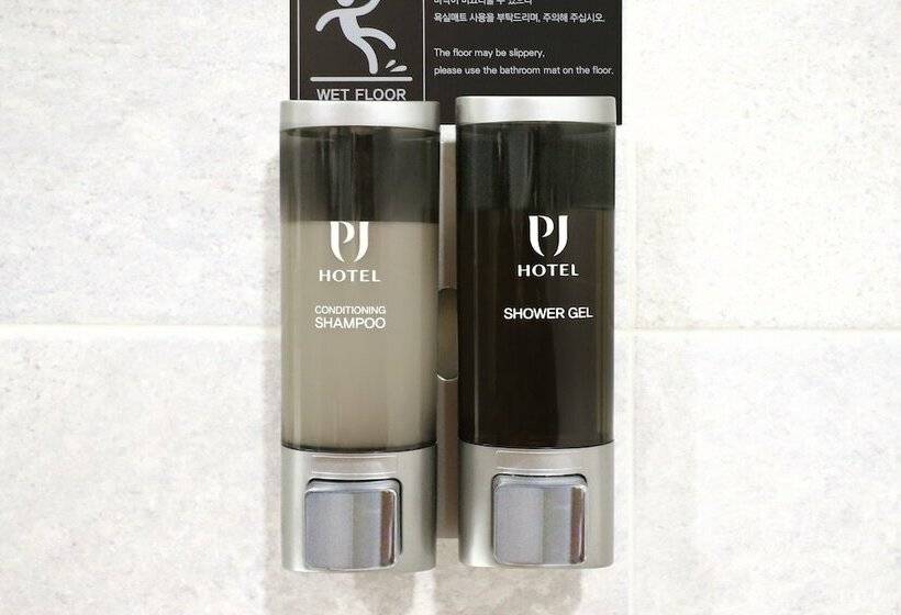 חדר משפחתי, Pj Myeongdong