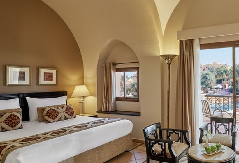 اتاق سوپریور با چشمانداز استخر, Steigenberger Coraya Beach Adults Friendly 16 Years Plus