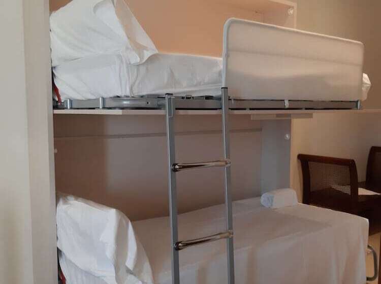 Семейный Номер, Villa Marcilla