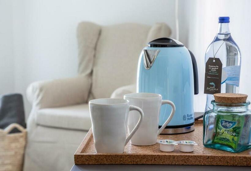 标准间侧面带海景, Memmo Baleeira   Design Hotels