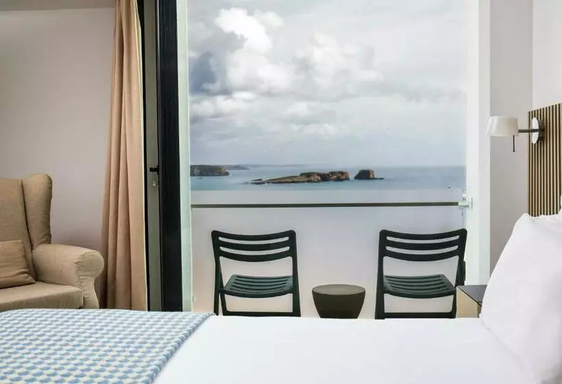 اتاق استاندارد با چشم‌انداز دریا, Memmo Baleeira   Design Hotels