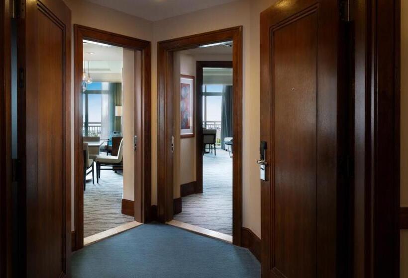 2 Bedrooms Suite Sea View, The Reef At Atlantis
