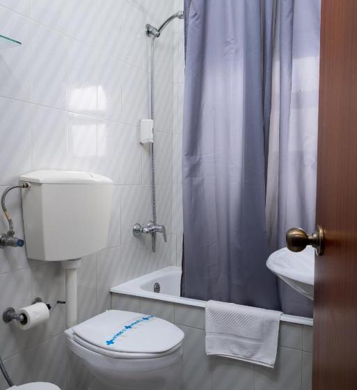 Трехместный Номер Стандарт с Балконом, Verde Pinho Bed&breakfast