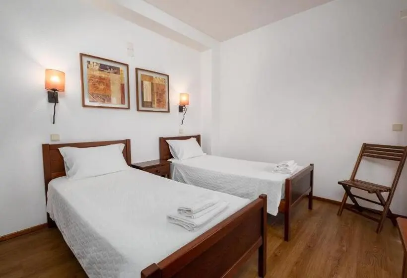 Standard Kolmen Hengen Huone Parveke, Verde Pinho Bed&breakfast