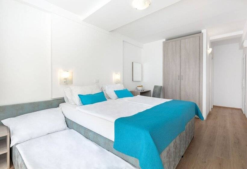 스탠다드 룸, Paviljoni Slaven