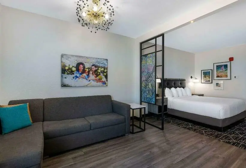 障害者適応デラックスルーム, La Quinta Inn & Suites By Wyndham Maricopa  Copper Sky