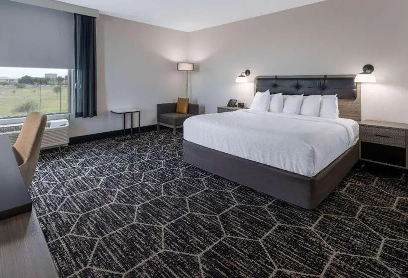 キングサイズベッドのデラックスルーム, La Quinta Inn & Suites By Wyndham Maricopa  Copper Sky