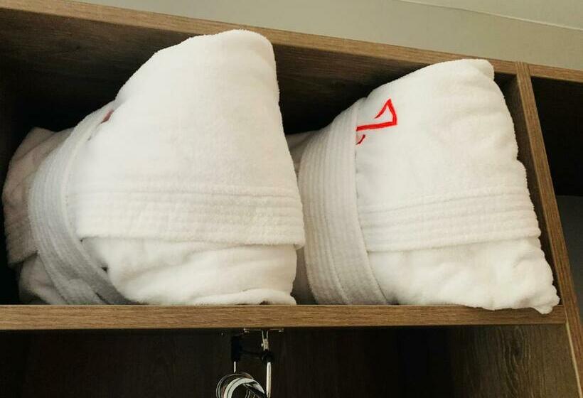 غرفة قياسية, Waterfront Lodge