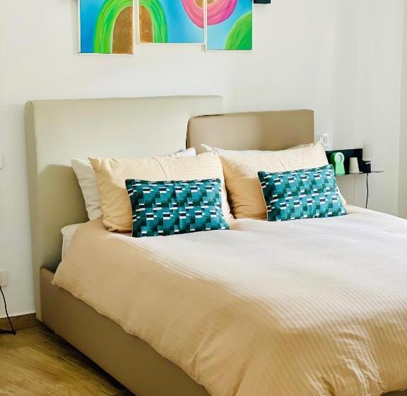 اتاق سوپریور با تخت بزرگ, Zeta Rooms