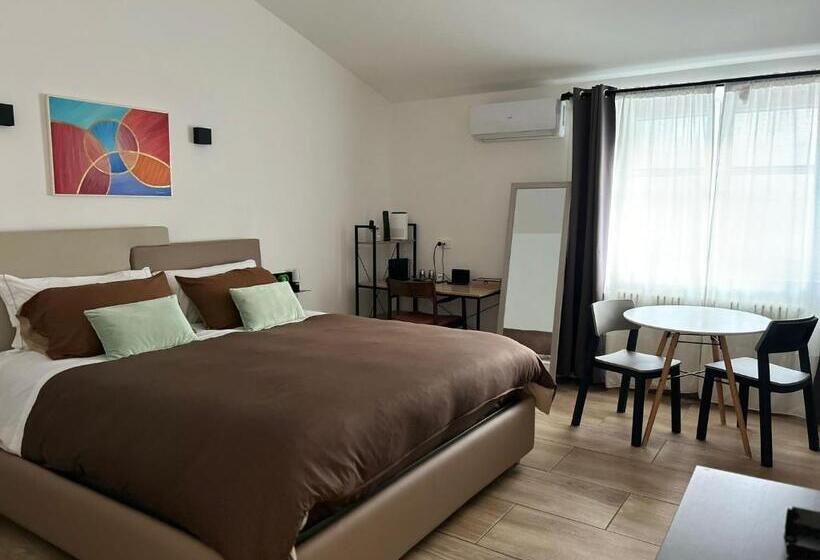 سوییت جونیور, Zeta Rooms
