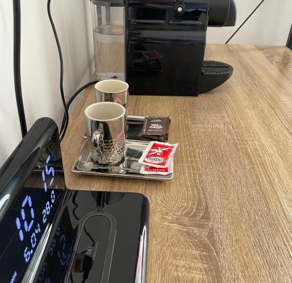 Полулюкс, Zeta Rooms