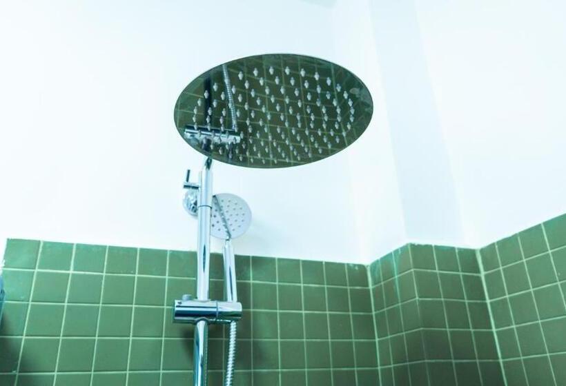 Номер Superior Кровать Кинг, Zeta Rooms