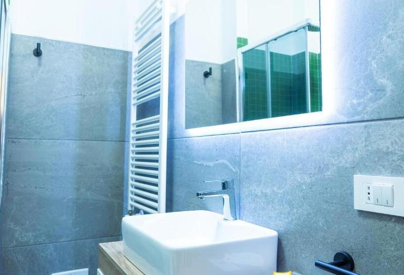 Номер Superior Кровать Кинг, Zeta Rooms