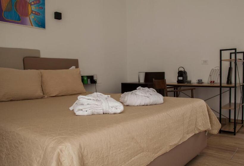 Номер Superior Кровать Кинг, Zeta Rooms